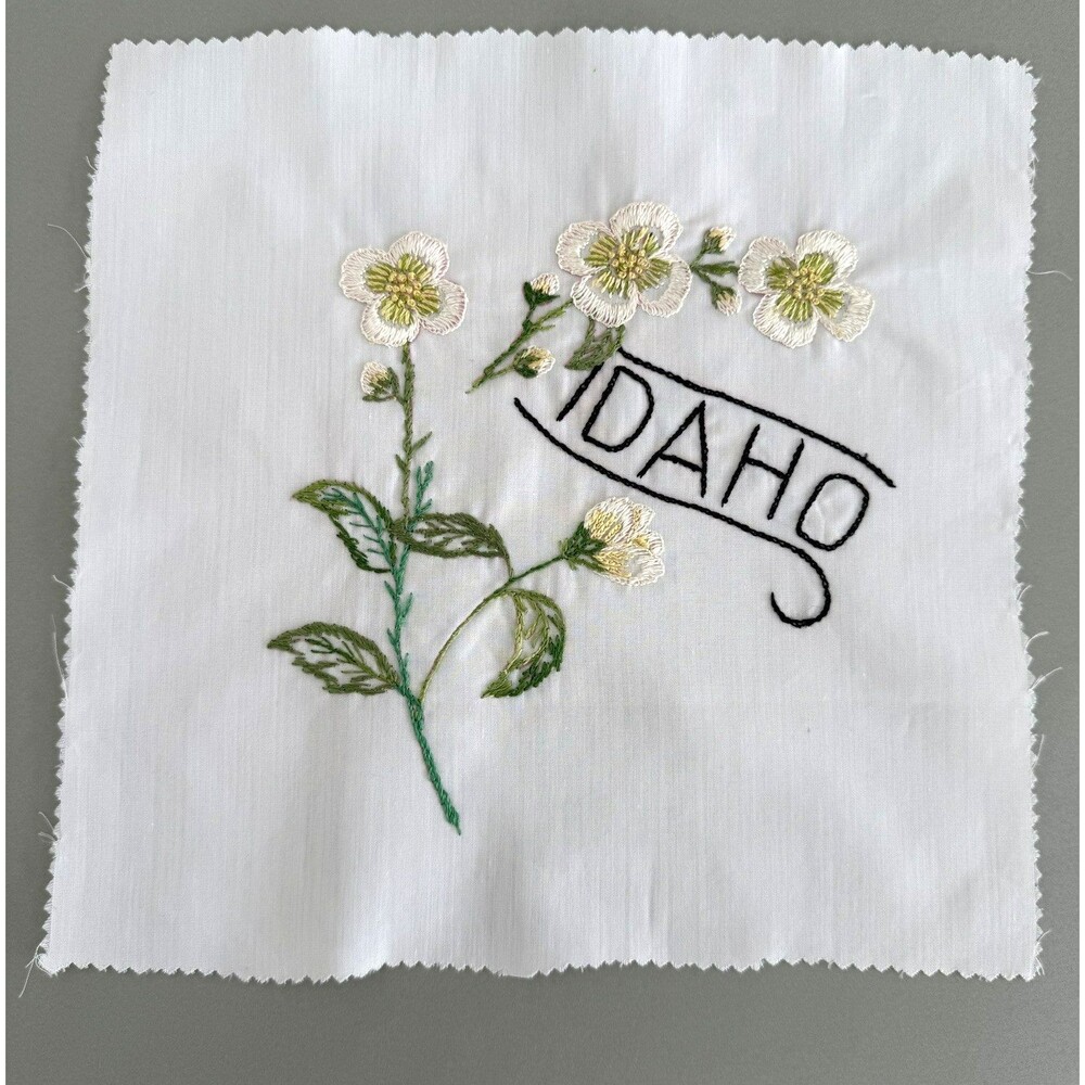 Idaho State Syringa Embroidered Quilt Block Square Frameable Art Needlepoint VTG